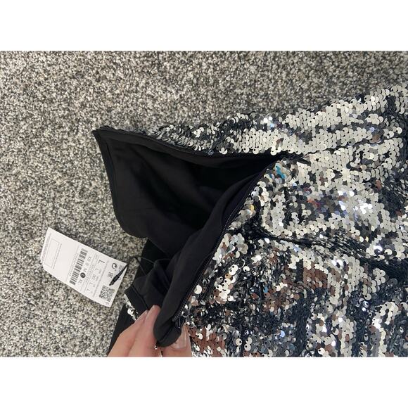 Stradivarius Sequin Mini Skort Silver NEW Large Festival Concert Swiftie - Picture 3 of 10